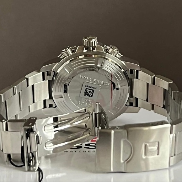 T120.417.11.051.01- Tissot Men’s Seastar 1000 Quartz Chronograph Watch - Picture 9 of 13
